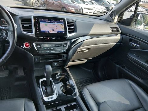 Used 2019 Honda Ridgeline RTL-E image 12