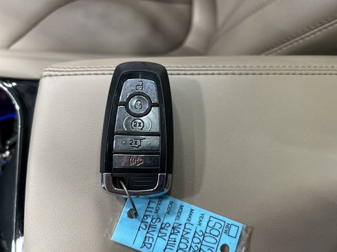 Certified 2022 Lincoln Nautilus Reserve image 26