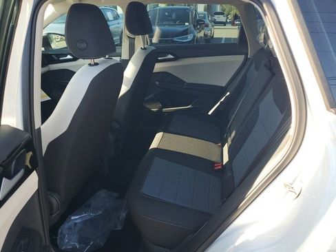 New 2026 Volkswagen Taos S FWD image 10