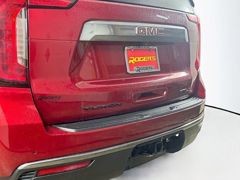 Used 2024 GMC Yukon AT4 w/ Technology Package image 28