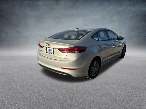 Used 2018 Hyundai Elantra SEL image 21