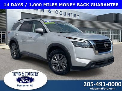 Used 2025 Nissan Pathfinder SV