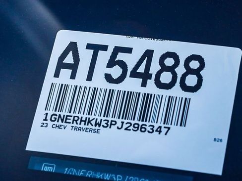 Used 2023 Chevrolet Traverse LT w/ LT Premium Package image 33