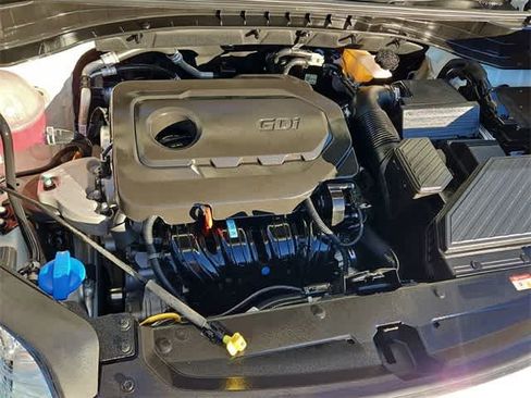 Used 2022 Kia Sportage LX image 14