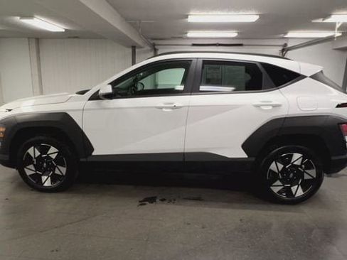 Used 2025 Hyundai Kona SEL image 5