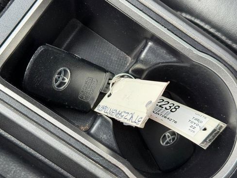 Used 2022 Toyota Tacoma TRD Pro image 30