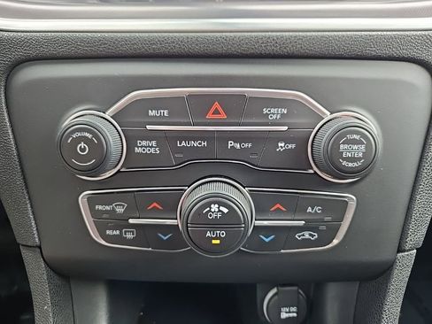 Used 2019 Dodge Charger Scat Pack image 26
