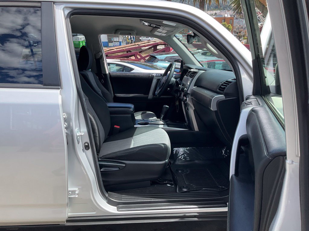 Used 2021 Toyota 4Runner SR5 RWD image 69