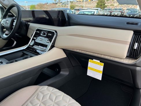 New 2025 Nissan Armada Platinum image 25