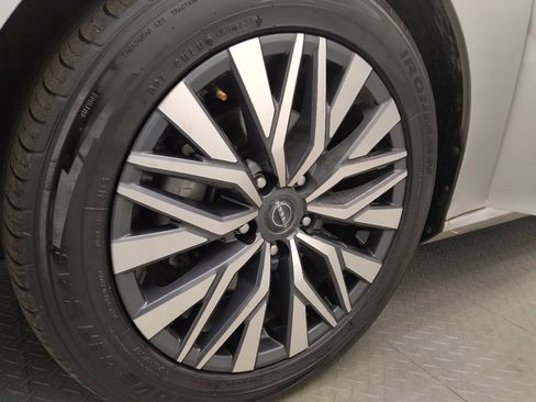 Used 2023 Nissan Altima 2.5 SV image 31