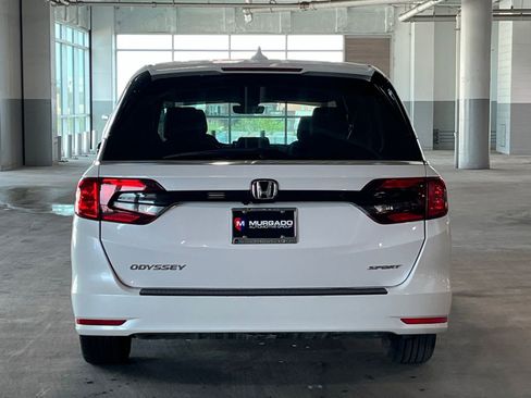 Used 2023 Honda Odyssey Sport image 9