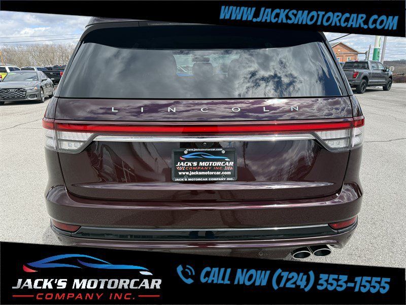 Used 2024 Lincoln Aviator Reserve w/ Equipment Group 201A AWD/4WD image 9