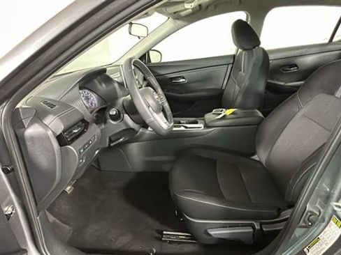 Used 2025 Nissan Sentra SV w/ All-Weather Package FWD image 11