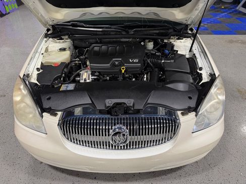 Used 2009 Buick Lucerne CX image 9