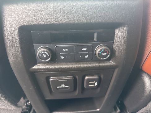 Used 2019 Chevrolet Traverse High Country image 20