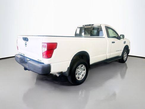 Used 2017 Nissan Titan S AWD/4WD image 7