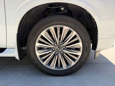 Used 2026 INFINITI QX80 Luxe w/ Exterior Package RWD image 9