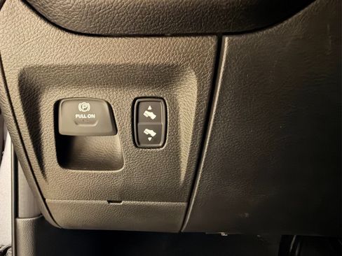 Used 2019 RAM 1500 Rebel AWD/4WD image 19