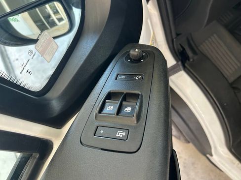 Used 2025 RAM ProMaster 2500 w/ Convenience Group FWD image 36