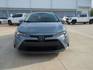 Used 2024 Toyota Corolla LE FWD video 2