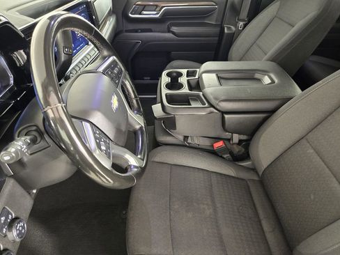 Used 2024 Chevrolet Silverado 2500 LT AWD/4WD image 14