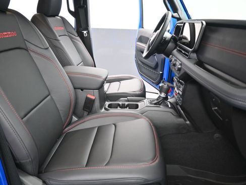 New 2026 Jeep Wrangler Unlimited Rubicon image 27