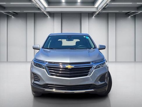 Used 2024 Chevrolet Equinox LT AWD/4WD image 2