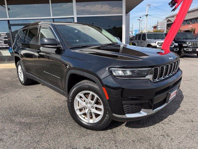 Used 2023 Jeep Grand Cherokee L Laredo w/ Luxury Tech Group I AWD/4WD image 2