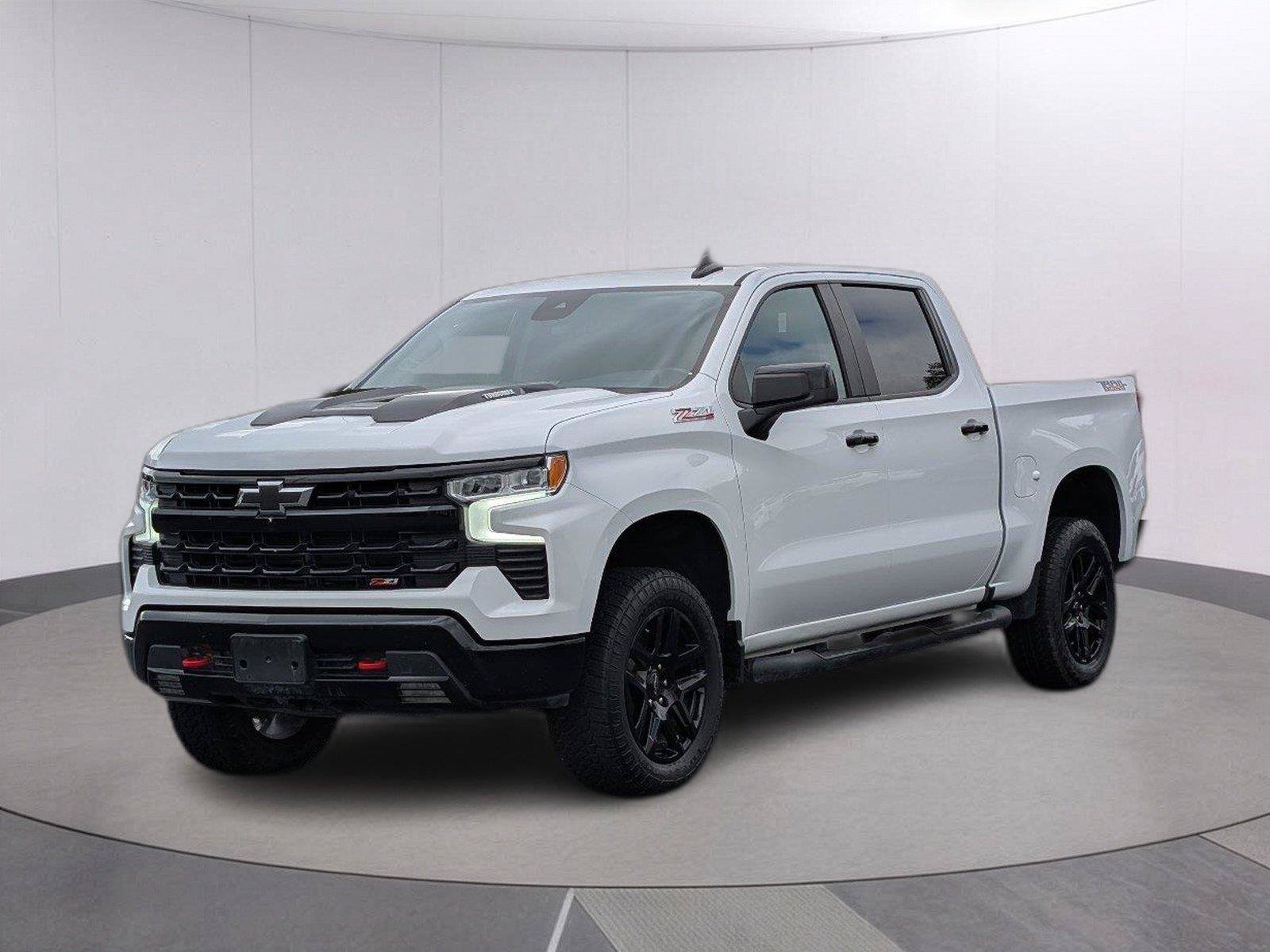 Used 2025 Chevrolet Silverado 1500 LT Trail Boss w/ Protection Package AWD/4WD image 1