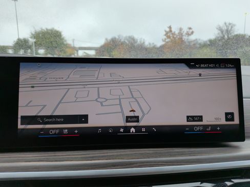 Certified 2024 BMW X7 xDrive40i w/ Executive Package image 22