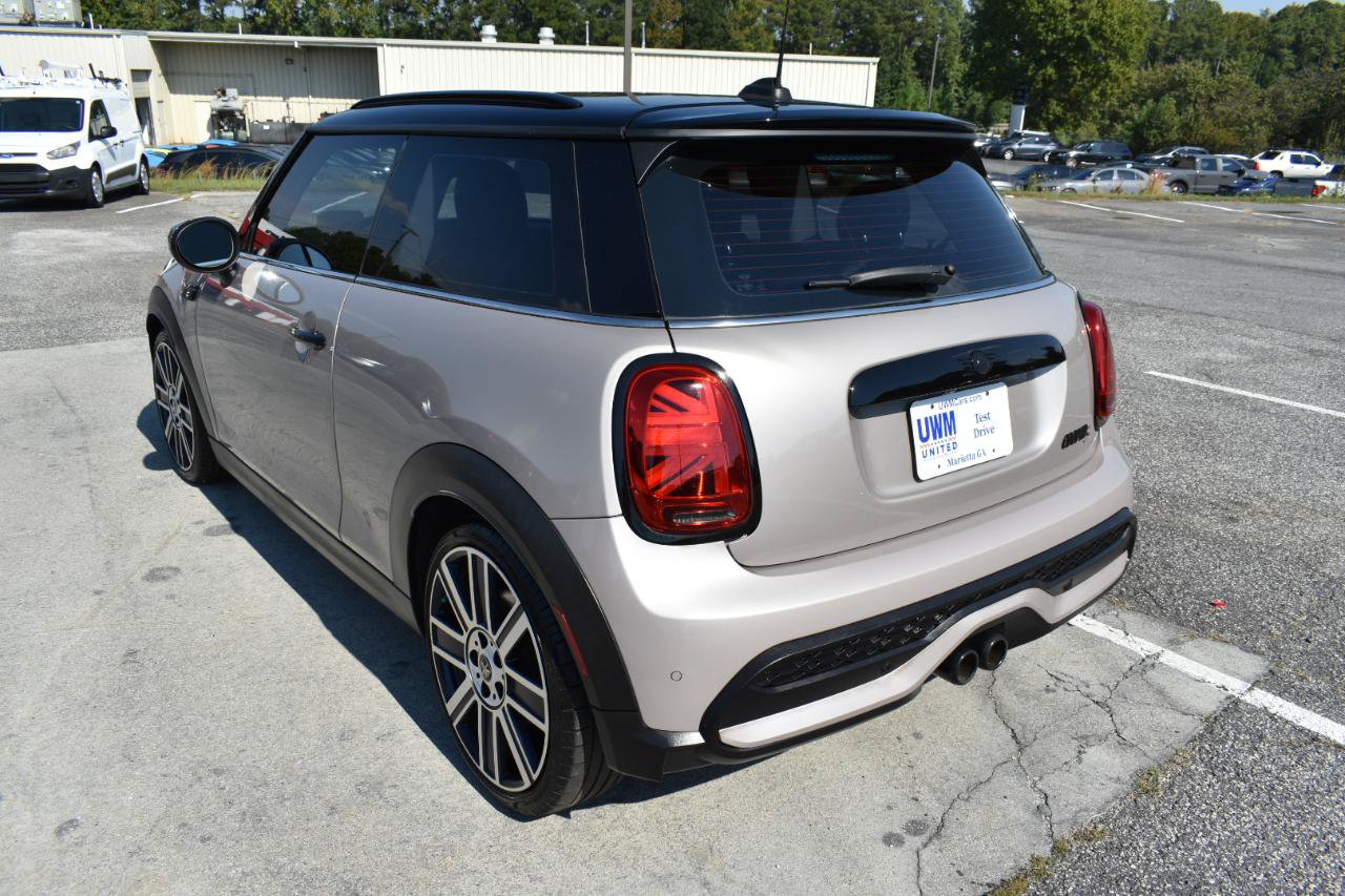 Used 2022 MINI Cooper S w/ Driver Assistance Package FWD image 8