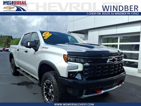 Used 2022 Chevrolet Silverado 1500 ZR2 w/ Technology Package AWD/4WD image 1