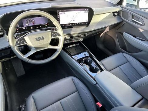 New 2026 Audi Q3 quattro 2.0T image 6