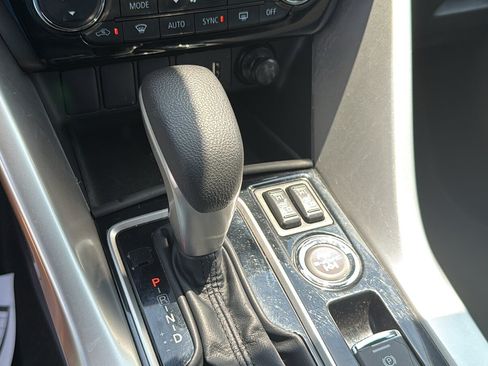 Used 2025 Mitsubishi Eclipse Cross SE AWD/4WD image 17