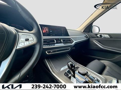 Used 2022 BMW X7 xDrive40i AWD/4WD image 29