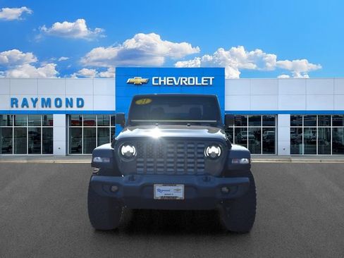 Used 2021 Jeep Gladiator Sport AWD/4WD image 8