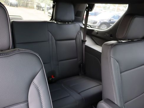 New 2026 GMC Yukon Denali w/ Sun & Power Step Package image 27