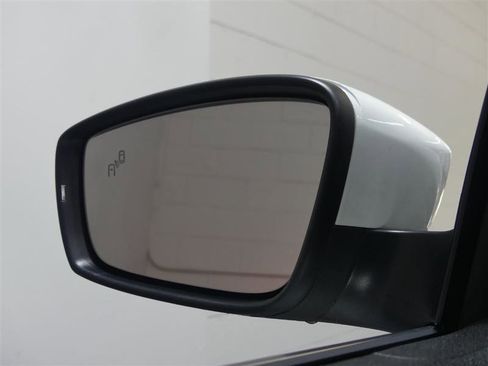 Used 2017 Volkswagen Jetta SE FWD image 14
