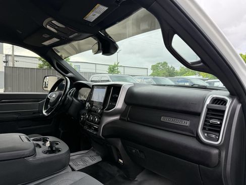 Used 2022 RAM 2500 Big Horn w/ Level A Equipment Group AWD/4WD image 9