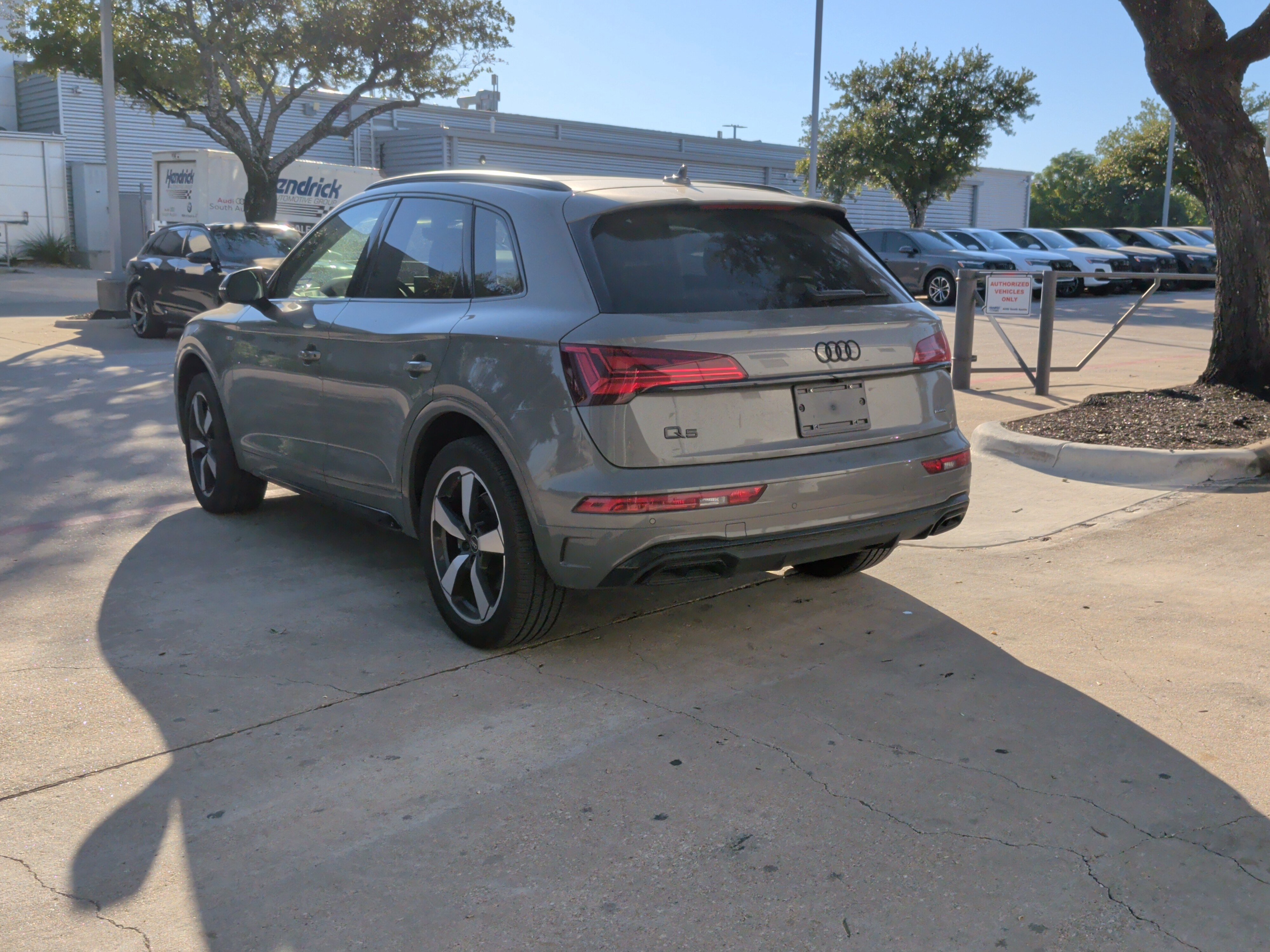 Certified 2023 Audi Q5 2.0T Premium Plus w/ Premium Plus Package AWD/4WD image 8