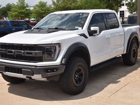 Used 2021 Ford F150 Raptor w/ Equipment Group 801A High AWD/4WD image 2