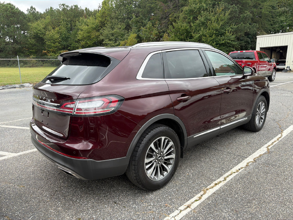 Used 2023 Lincoln Nautilus AWD w/ Premium Package image 6