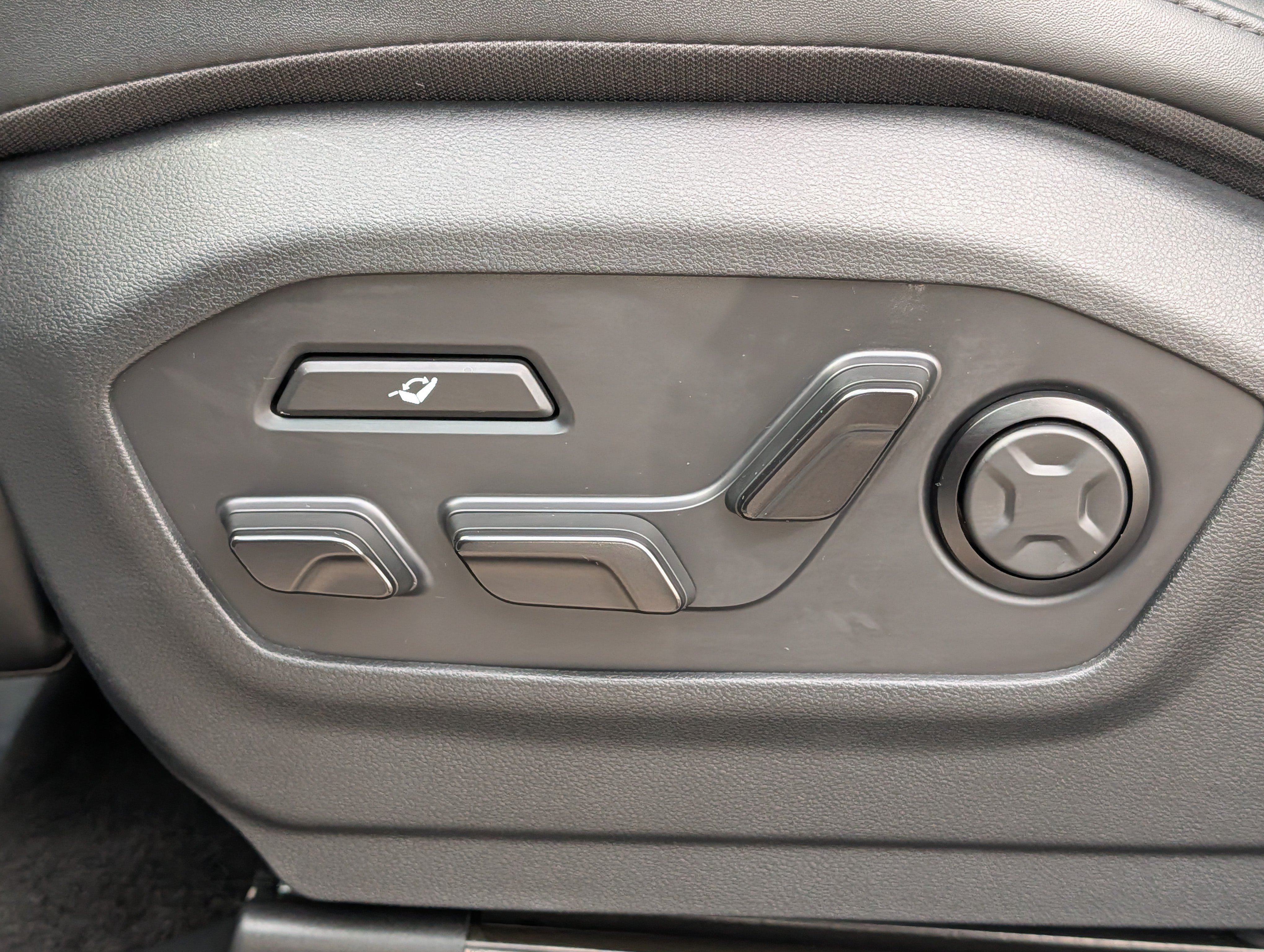 Used 2025 Hyundai Santa Fe Calligraphy AWD/4WD image 20