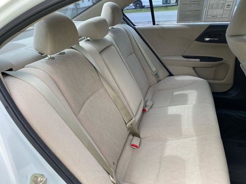 Used 2013 Honda Accord LX image 9