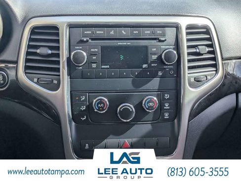 Used 2011 Jeep Grand Cherokee Laredo w/ Trailer Tow Group AWD/4WD image 17