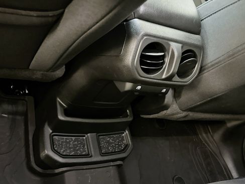 Used 2023 Jeep Wrangler Unlimited w/ Cold Weather Group image 28