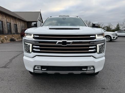 Used 2021 Chevrolet Silverado 2500 High Country image 10