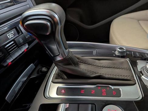 Used 2015 Audi Q5 2.0T Premium Plus w/ Technology Package image 11