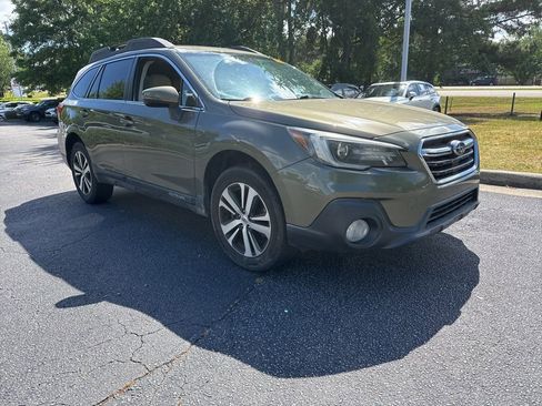 Used 2019 Subaru Outback 2.5i Limited AWD/4WD image 7