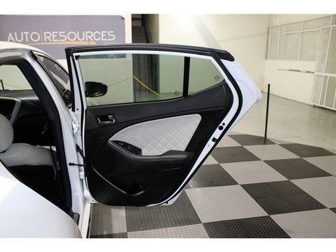 Used 2014 Kia Optima SX image 23